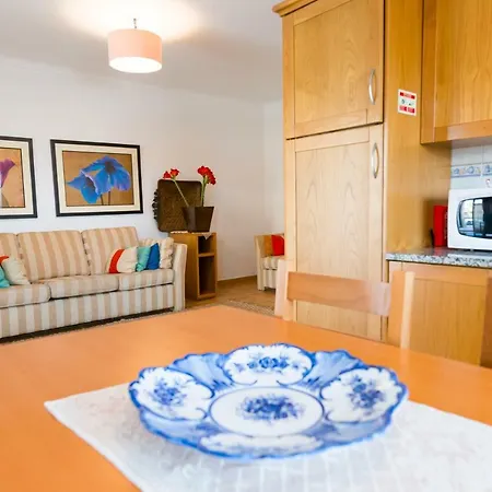 Pedra Do Ouro Swimming Pool Apartment *